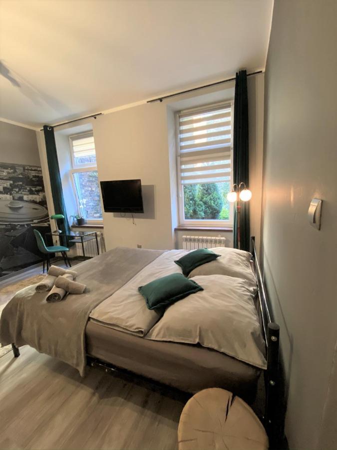 Apartament Czarne Zloto Kattowitz Exterior foto